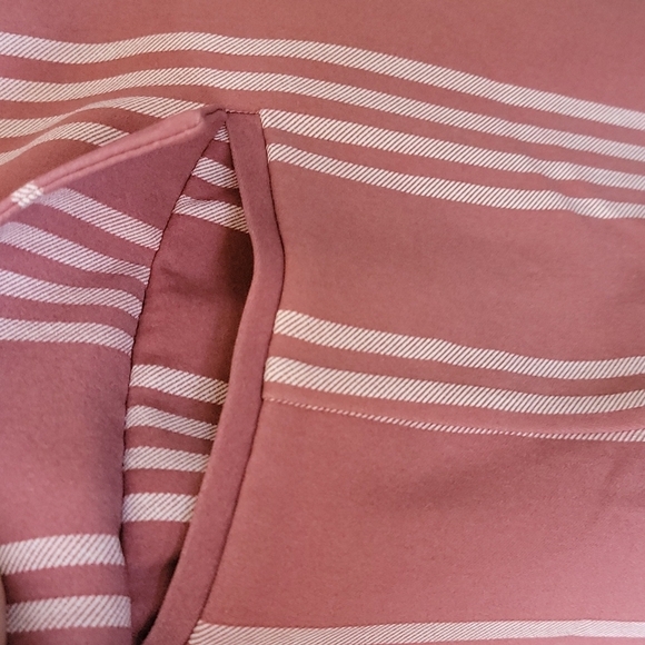 Torrid Workplace Siren striped mauve boyfriend blazer NWT size 0 - Picture 5 of 9